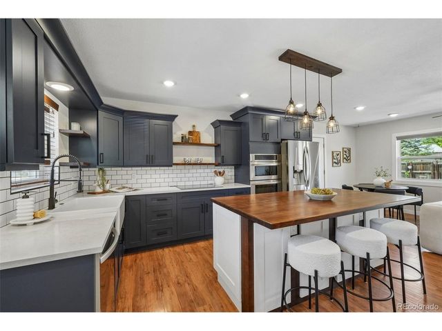 1805 Lyonesse St, Lafayette, CO 80026