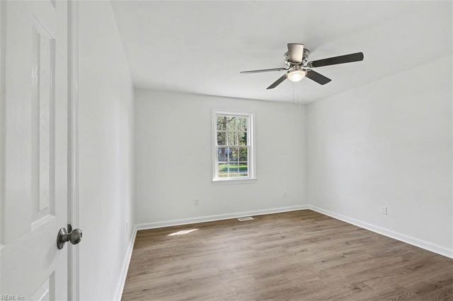 213 Milstead RD, Newport News, VA 23606