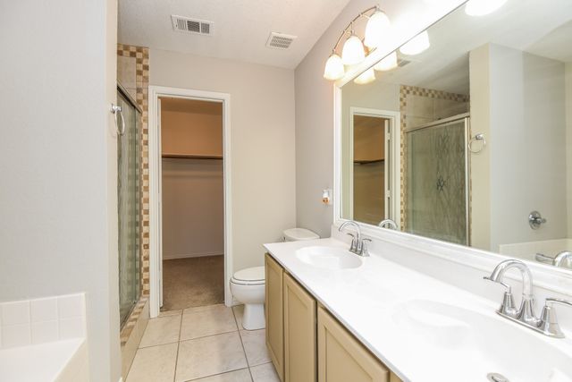 5600 Ainsdale Drive, Fort Worth, TX 76135