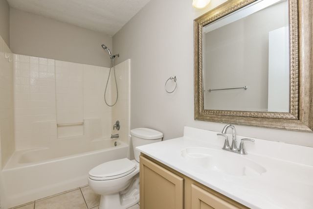 5600 Ainsdale Drive, Fort Worth, TX 76135