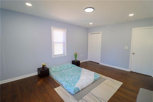 343 N VALLEY Street, Kansas City, KS 66102