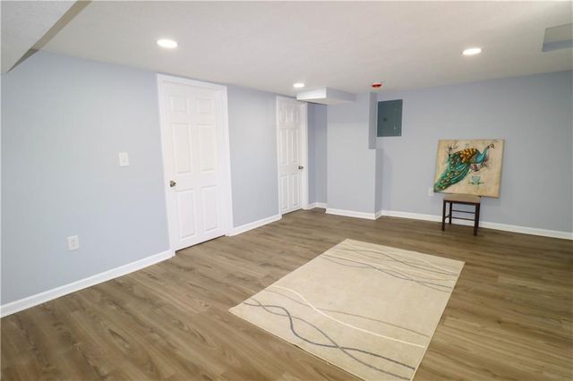 343 N VALLEY Street, Kansas City, KS 66102