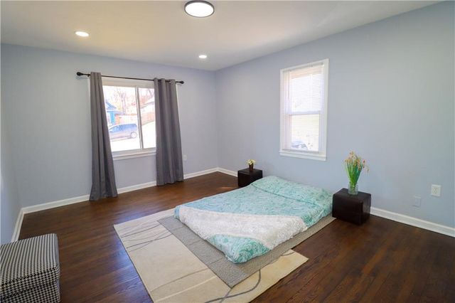 343 N VALLEY Street, Kansas City, KS 66102