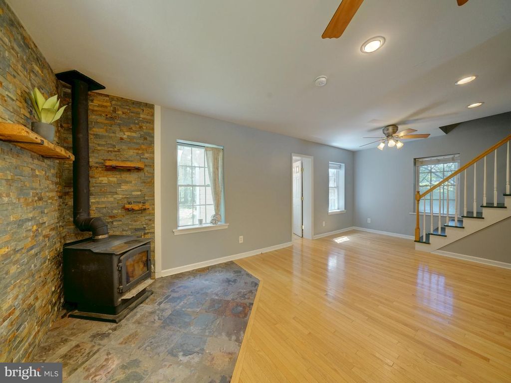 2509 HOBBS RD, Glenwood, MD 21738