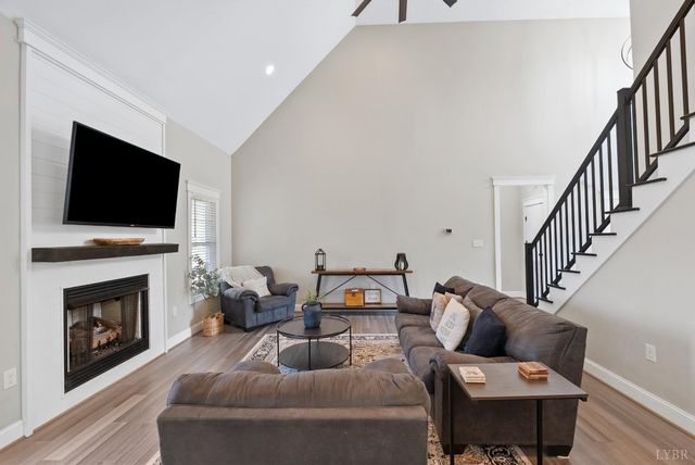 835 Sunset Ridge Drive, Concord, VA 24538