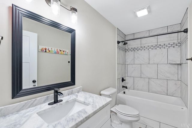 835 Sunset Ridge Drive, Concord, VA 24538