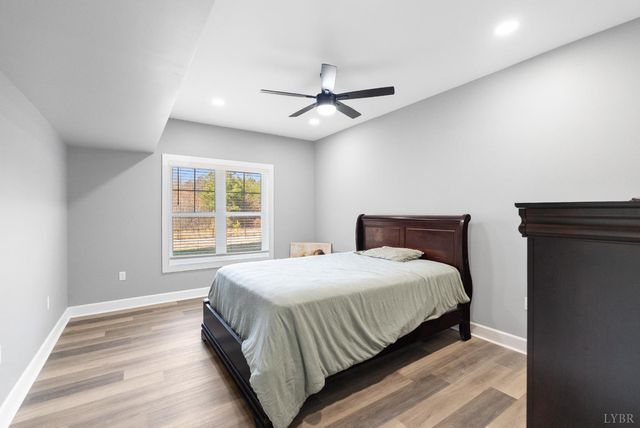 835 Sunset Ridge Drive, Concord, VA 24538