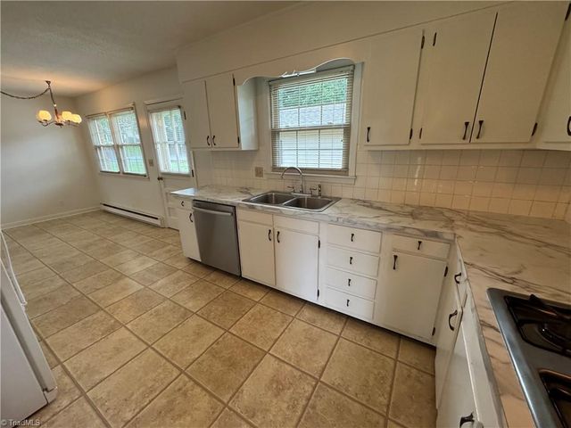503 Hampton Drive, King, NC 27021