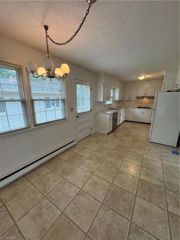 503 Hampton Drive, King, NC 27021