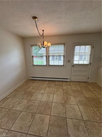 503 Hampton Drive, King, NC 27021