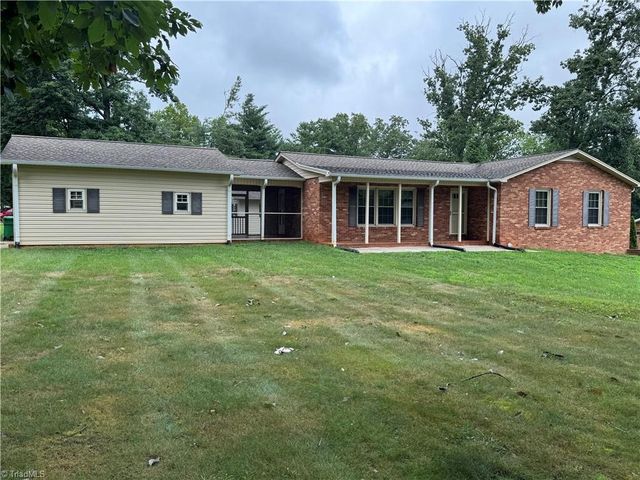 503 Hampton Drive, King, NC 27021