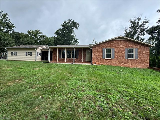 503 Hampton Drive, King, NC 27021
