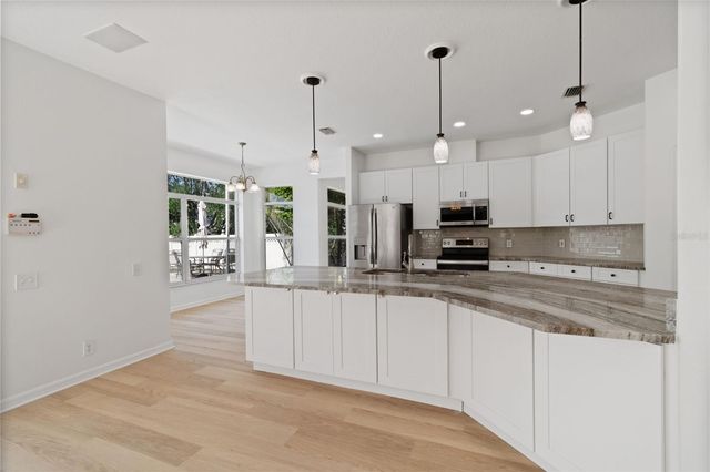 2300 HANNAH WAY S, Dunedin, FL 34698