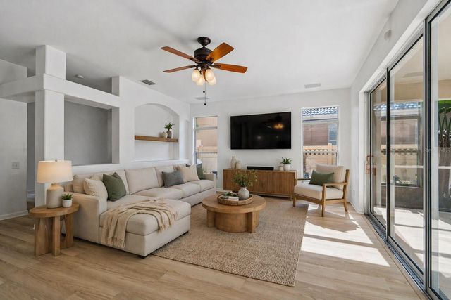 2300 HANNAH WAY S, Dunedin, FL 34698