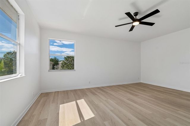 2300 HANNAH WAY S, Dunedin, FL 34698