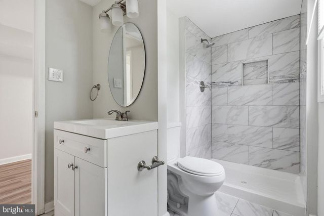 6915 BRIARCLIFF DR, Clinton, MD 20735