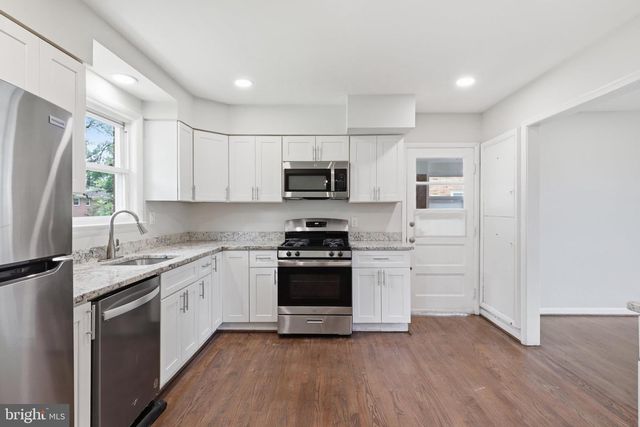 6915 BRIARCLIFF DR, Clinton, MD 20735