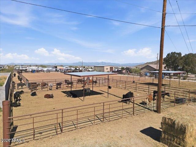 2690 W GAIL Road, San Tan Valley, AZ 85144