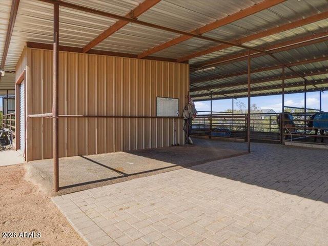 2690 W GAIL Road, San Tan Valley, AZ 85144