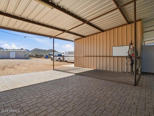 2690 W GAIL Road, San Tan Valley, AZ 85144