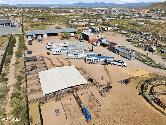 2690 W GAIL Road, San Tan Valley, AZ 85144