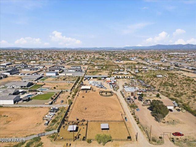 2690 W GAIL Road, San Tan Valley, AZ 85144