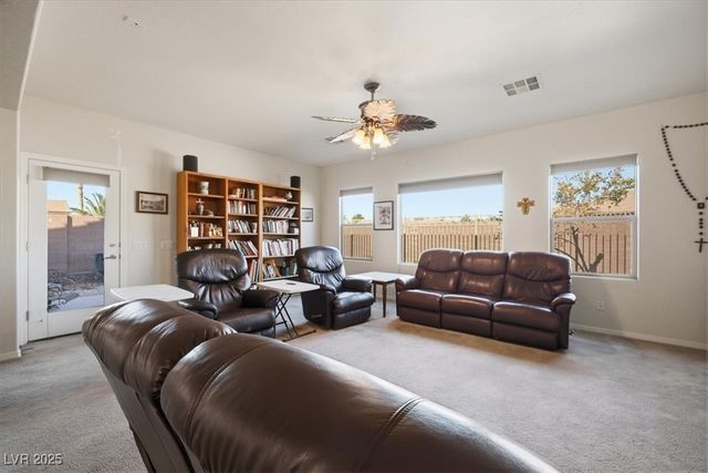 5952 Quintillion Avenue, Las Vegas, NV 89122