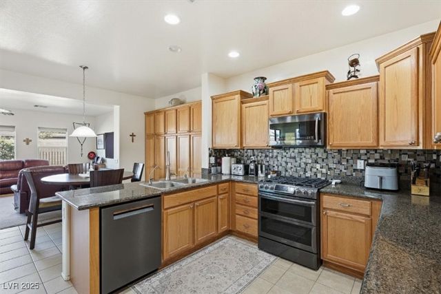 5952 Quintillion Avenue, Las Vegas, NV 89122