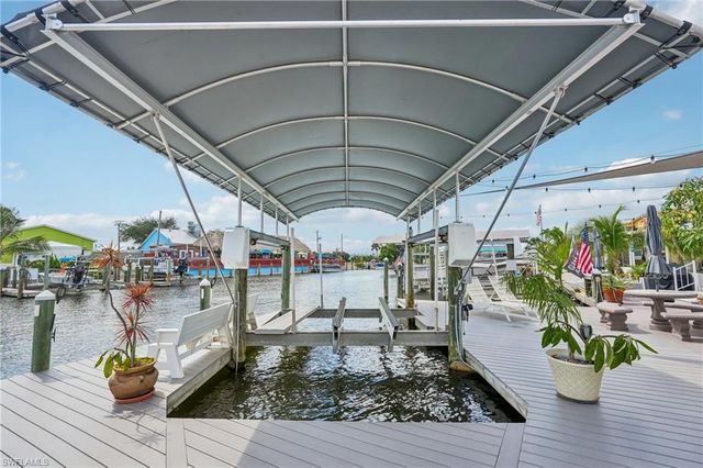 3050 York RD, St. James City, FL 33956