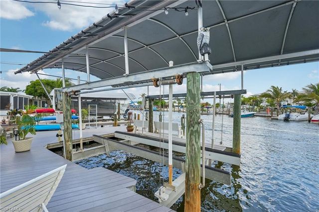 3050 York RD, St. James City, FL 33956
