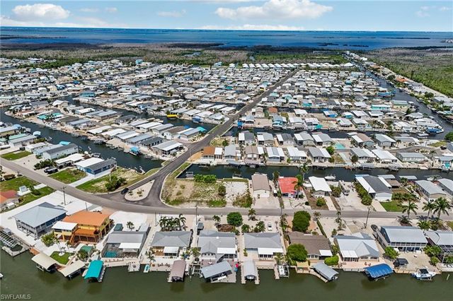 3050 York RD, St. James City, FL 33956