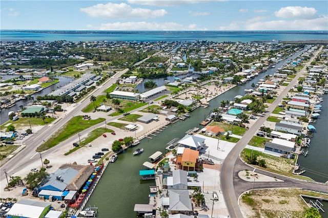3050 York RD, St. James City, FL 33956