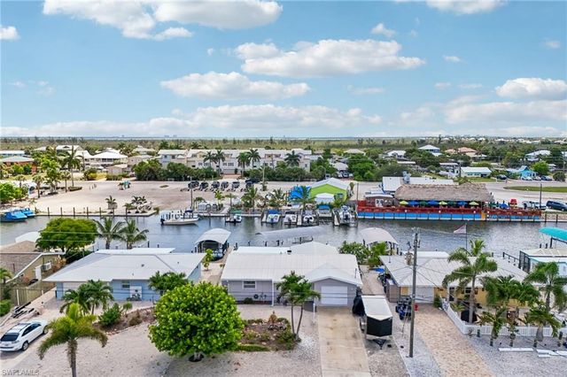 3050 York RD, St. James City, FL 33956