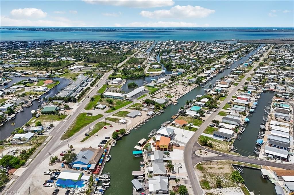 3050 York RD, ST. JAMES CITY, FL 33956 — photo 3