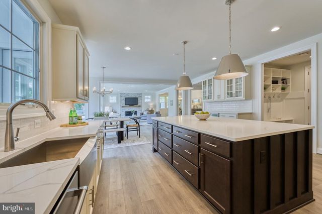 9319 CONVENTO TER, Fairfax, VA 22031