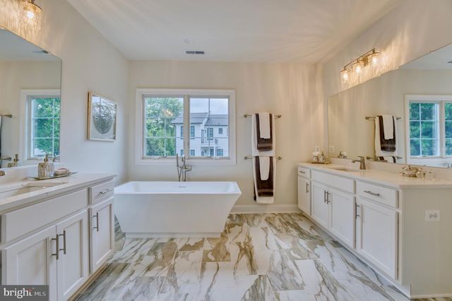 9319 CONVENTO TER, Fairfax, VA 22031