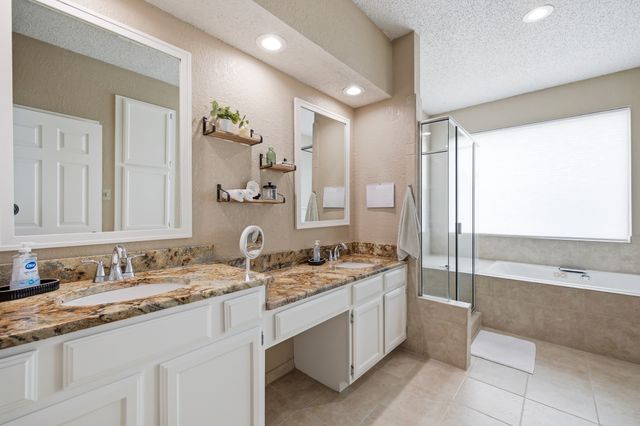 5219 Shadow Glen Drive, Grapevine, TX 76051