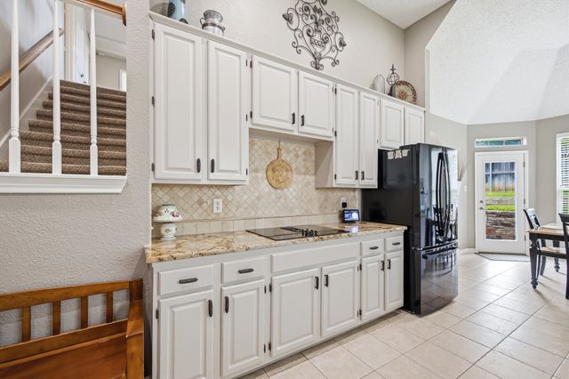 5219 Shadow Glen Drive, Grapevine, TX 76051