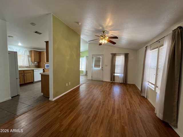 10960 N 67TH Avenue 168, Glendale, AZ 85304