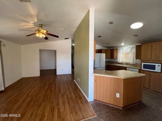 10960 N 67TH Avenue 168, Glendale, AZ 85304