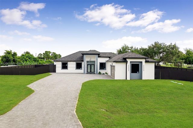 4300 12th ST SW, Lehigh Acres, FL 33976
