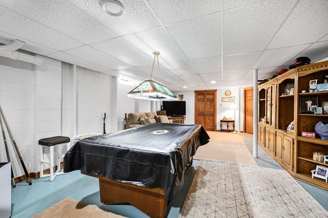 7926 E Long Lake DRIVE, Waterford, WI 53185