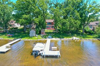 7926 E Long Lake DRIVE, Waterford, WI 53185