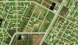 14 Hyde CT, Rotonda West, FL 33947