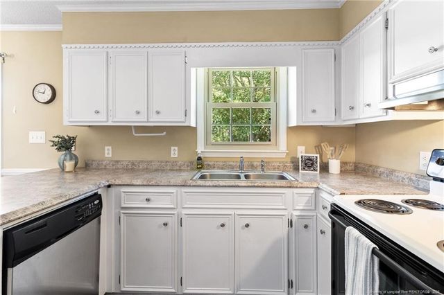 109 Deblyn Court, Pine Level, NC 27568