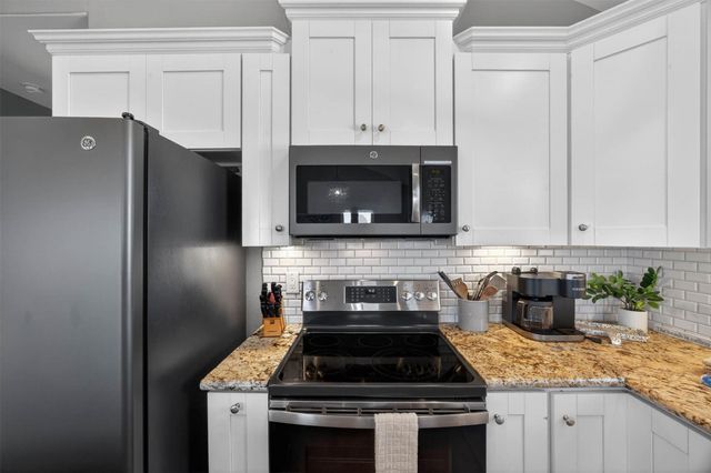 18607 Warrior Road, Galveston, TX 77554