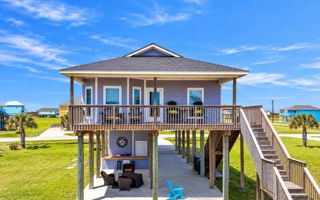 18607 Warrior Road, Galveston, TX 77554