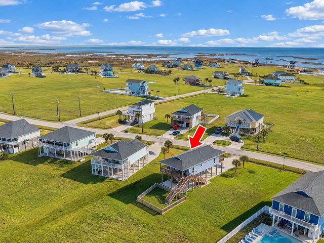 18607 Warrior Road, Galveston, TX 77554