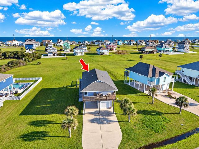 18607 Warrior Road, Galveston, TX 77554
