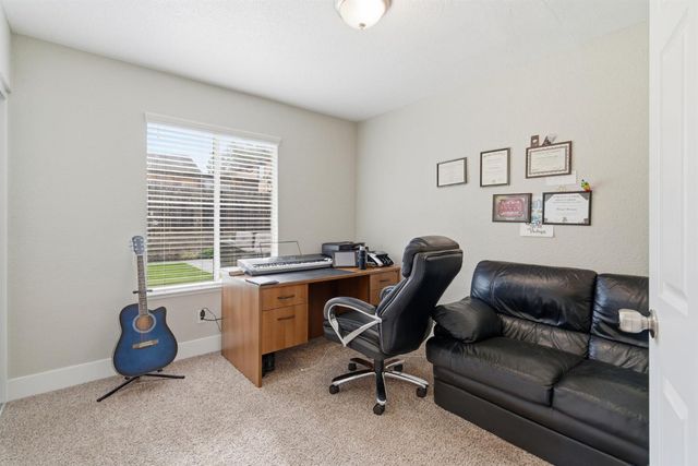 628 Crater Ave, Modesto, CA 95351